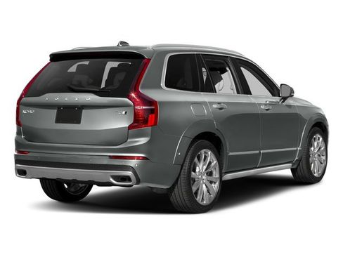 Used 2018 Volvo XC90 T6 Inscription w/ Convenience Package AWD/4WD image 2
