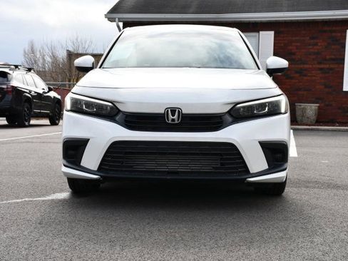 Used 2023 Honda Civic EX image 2