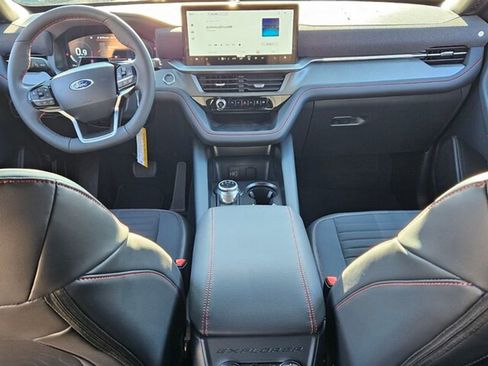 New 2026 Ford Explorer ST-Line w/ ST-Line Street Pack image 8