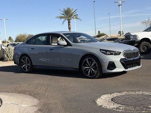 New 2026 BMW 530i w/ M Sport Package image 4