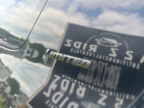 Used 2019 Toyota 4Runner Limited image 6