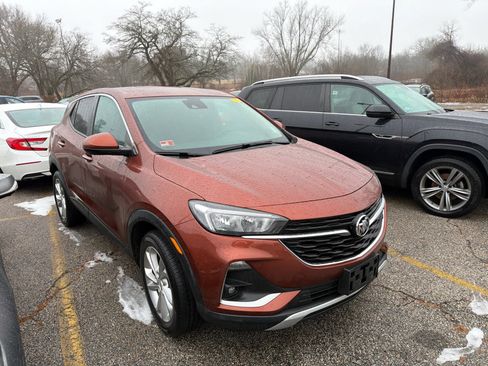 Used 2021 Buick Encore GX Preferred w/ Cold Weather Comfort Package image 5