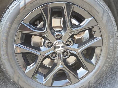 Certified 2023 Honda HR-V Sport image 16