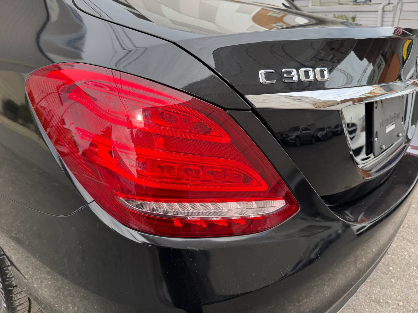 Used 2015 Mercedes-Benz C 300 4MATIC Sedan image 48
