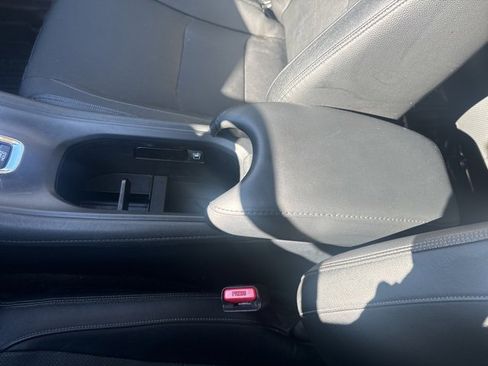Used 2019 Honda HR-V Touring image 20