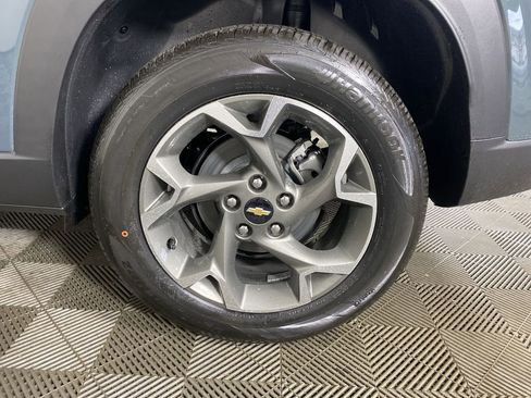 New 2026 Chevrolet Trax LT w/ Driver Confidence Package image 30