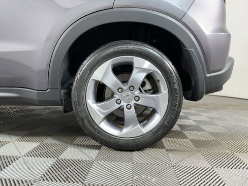 Used 2022 Honda HR-V LX image 10