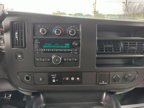 Used 2017 Chevrolet Express 2500 LS image 35