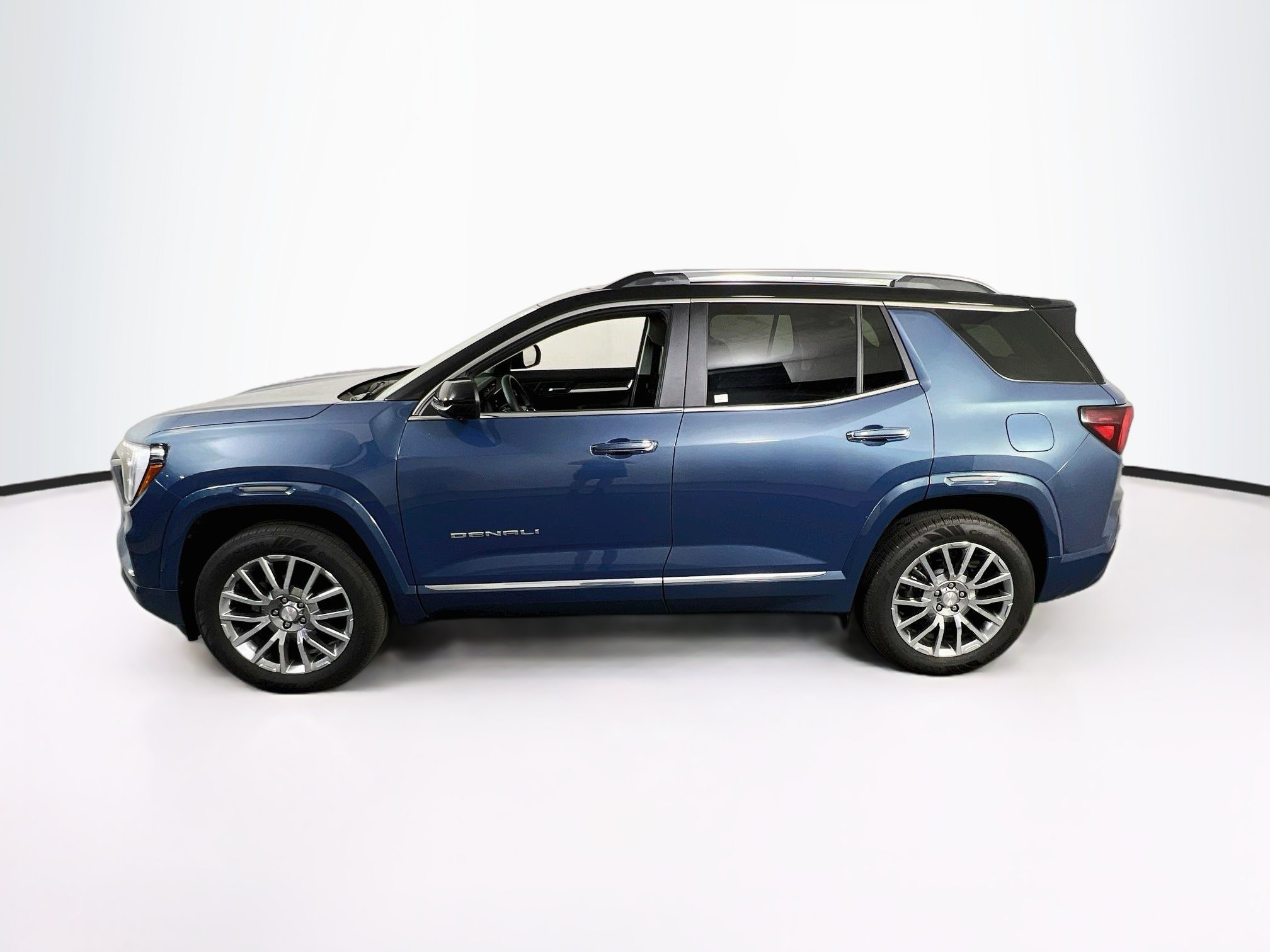 Used 2026 GMC Terrain Denali AWD/4WD image 8