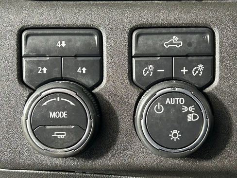 Used 2024 Chevrolet Silverado 3500 LT w/ Z71 Off-Road Package image 28