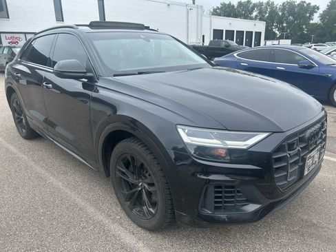 Used 2019 Audi Q8 Premium Plus w/ Premium Plus AWD/4WD image 4