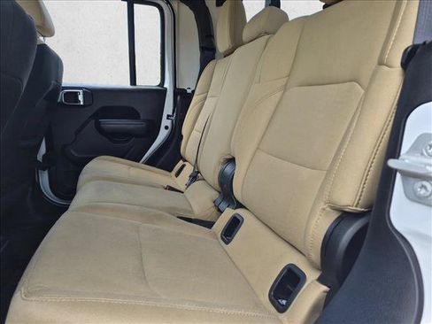Used 2020 Jeep Gladiator Sport w/ Quick Order Package 24S AWD/4WD image 11