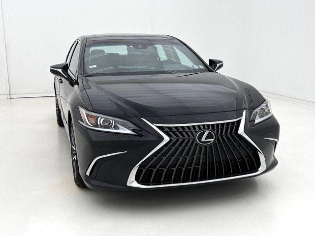 Used 2025 Lexus ES 350 w/ Premium Package FWD image 3
