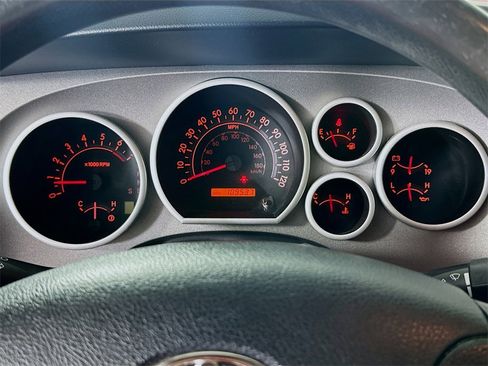 Used 2013 Toyota Tundra 4x4 CrewMax w/ SR5 Pkg image 12