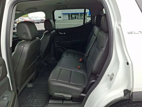 Certified 2023 GMC Acadia SLT AWD/4WD image 10