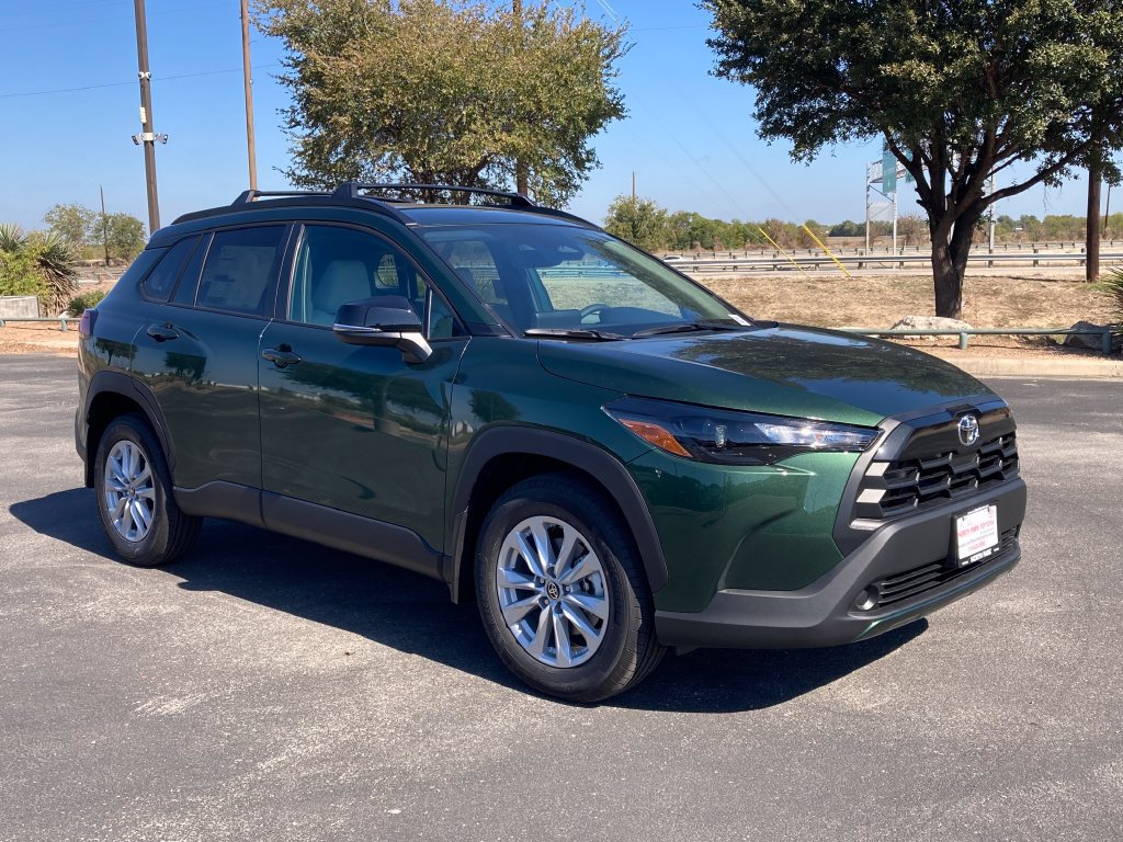 New 2026 Toyota Corolla Cross LE FWD image 3