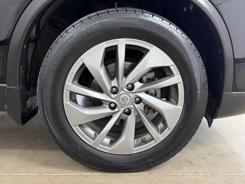 Used 2015 Nissan Rogue SL w/ SL Premium Package AWD/4WD image 12