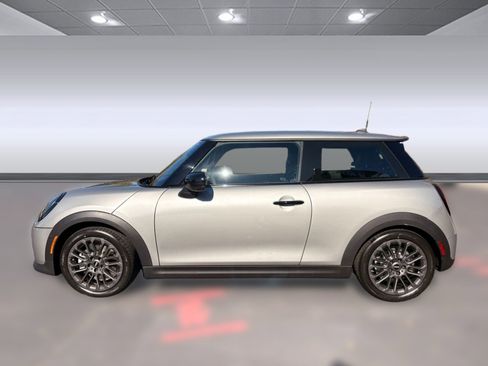 New 2026 MINI Cooper S image 2