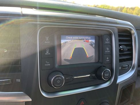 Used 2022 RAM 1500 Classic Warlock AWD/4WD image 17