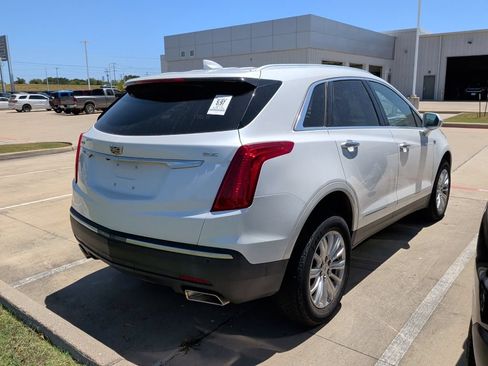 Used 2019 Cadillac XT5 FWD image 8