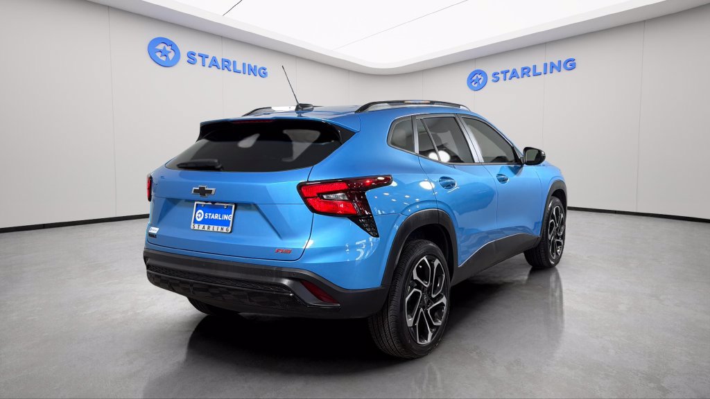 Certified 2025 Chevrolet Trax RS w/ Driver Confidence Package FWD image 8