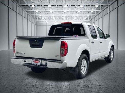 Used 2021 Nissan Frontier SV RWD image 8