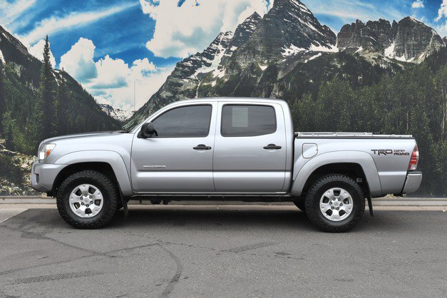 Used 2015 Toyota Tacoma 4x4 Double Cab w/ TRD Off-Road Package image 7