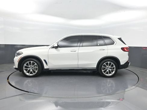 Used 2023 BMW X5 xDrive40i w/ Premium Package AWD/4WD image 2
