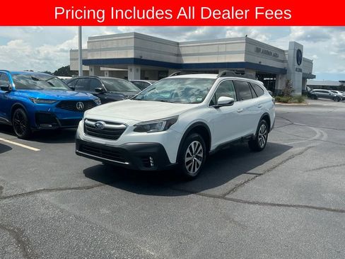 Used 2022 Subaru Outback Premium AWD/4WD image 1