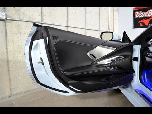 Used 2023 Chevrolet Corvette Stingray Premium Conv w/ Z51 Performance Package image 11