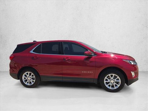 Used 2020 Chevrolet Equinox LT FWD image 4