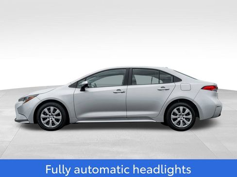 Used 2024 Toyota Corolla LE FWD image 4