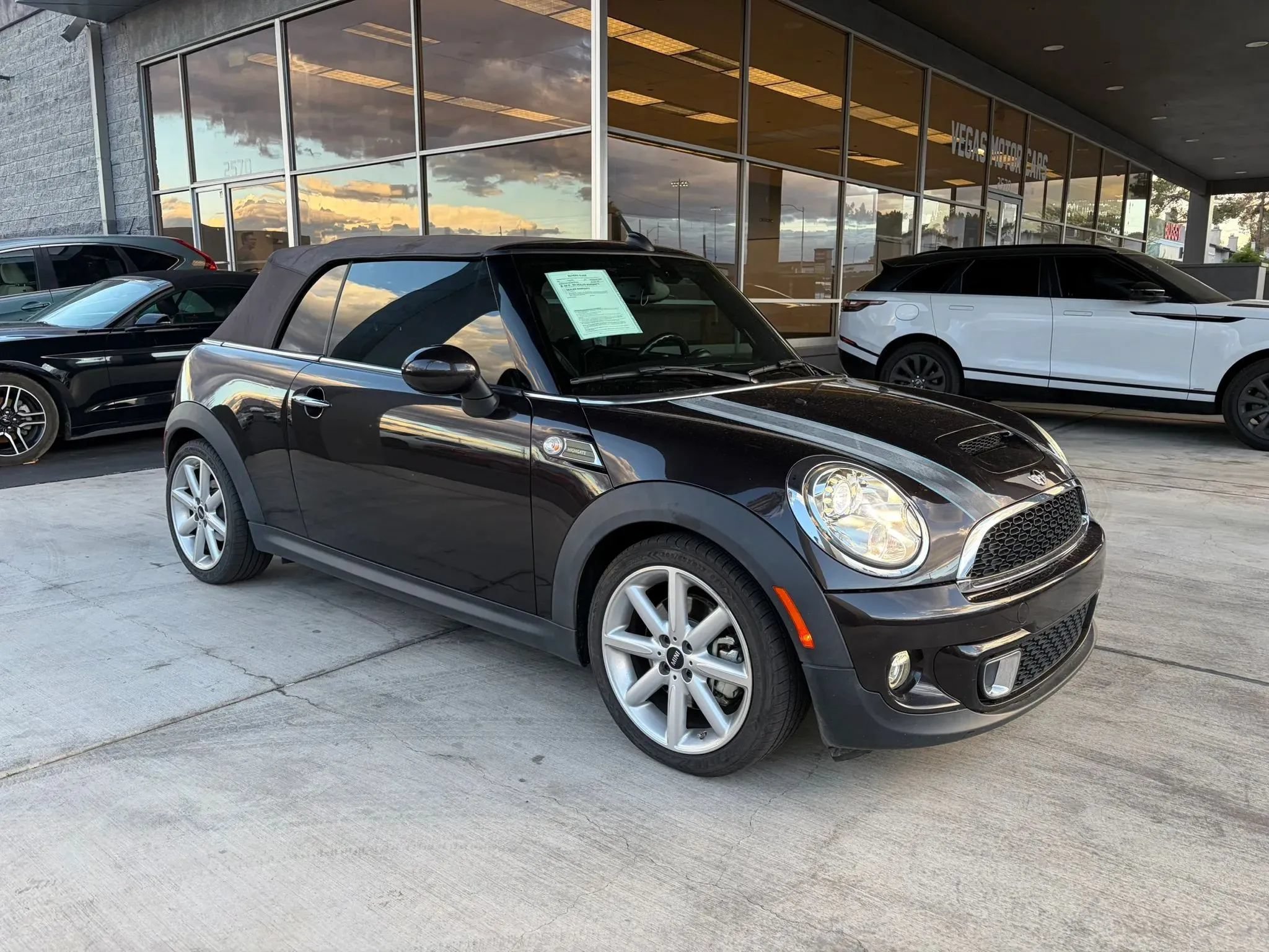 Used 2015 MINI Cooper S FWD image 2