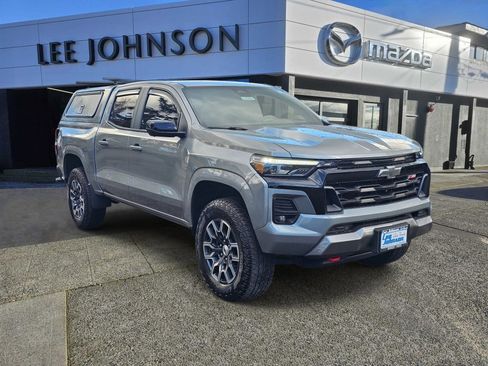 Used 2023 Chevrolet Colorado Z71 w/ Z71 Convenience Package 2 image 7