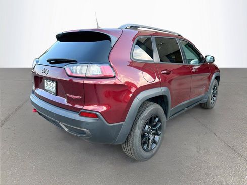 Used 2019 Jeep Cherokee Trailhawk AWD/4WD image 4
