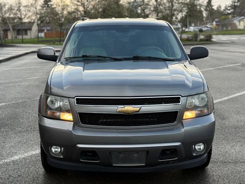Used 2007 Chevrolet Suburban LT AWD/4WD image 7
