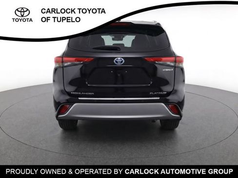 Used 2021 Toyota Highlander Platinum AWD/4WD image 10