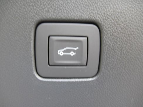 New 2026 Buick Envista Preferred FWD image 35