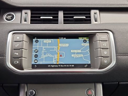 Used 2019 Land Rover Range Rover Evoque image 17