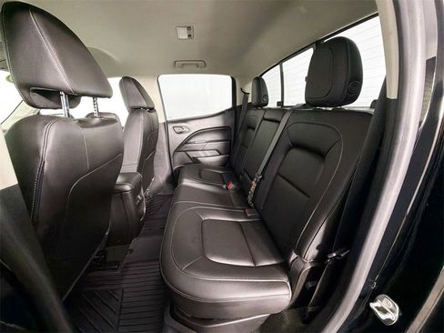 Used 2018 Chevrolet Colorado ZR2 image 21