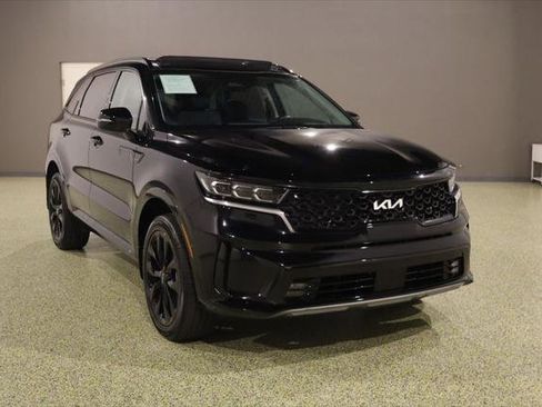 Used 2023 Kia Sorento SX AWD/4WD image 1