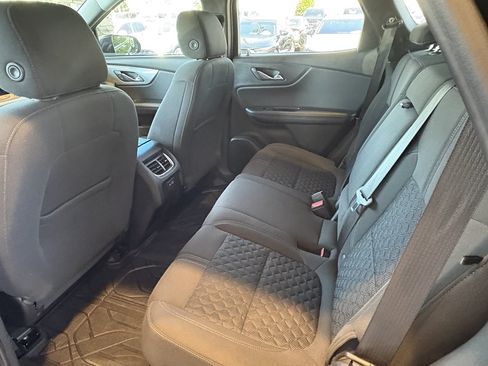 Used 2020 Chevrolet Blazer LT FWD image 23