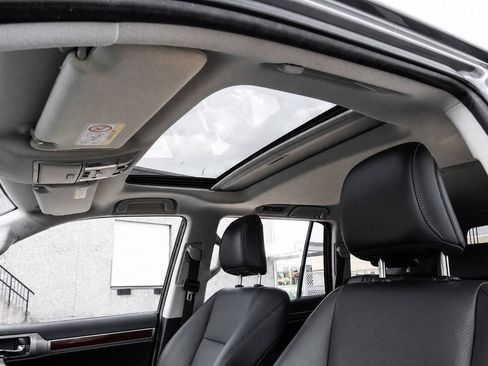 Used 2015 Lexus GX 460 w/ Premium Package AWD/4WD image 5