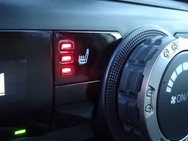 Used 2025 Toyota Tacoma SR5 AWD/4WD image 21