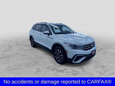Used 2024 Volkswagen Tiguan S image 3