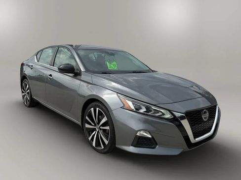 Used 2020 Nissan Altima 2.5 SR w/ Premium Package AWD/4WD image 1