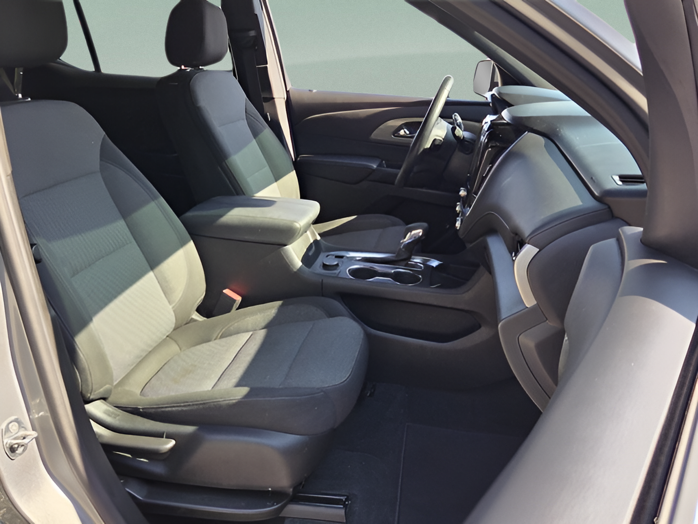 Certified 2023 Chevrolet Traverse LT FWD image 20