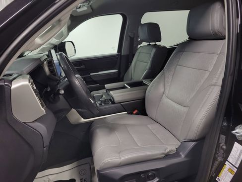 Used 2023 Toyota Tundra Limited image 13