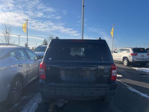 Used 2014 Jeep Patriot Sport w/ Power Value Group image 4