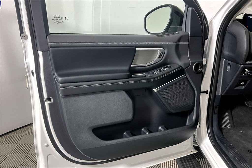 Certified 2025 Ford Expedition Max Platinum AWD/4WD image 18